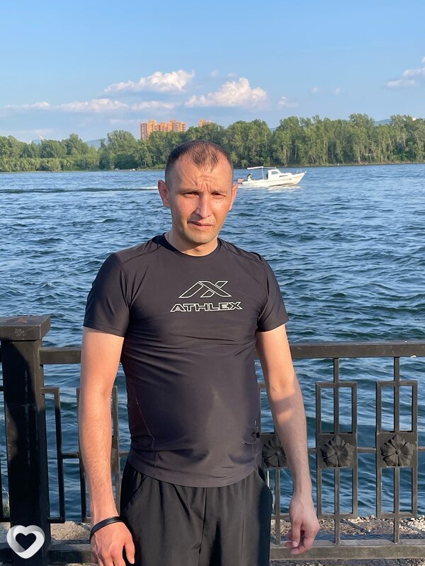 Антон, 36, Минусинске — анкета №2392709