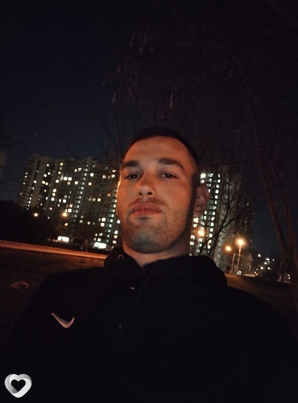 Артём, 28, Орёл — анкета №2392779