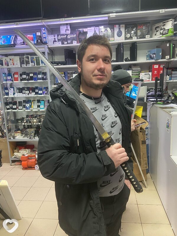 Виталий, 24, Барнауле — анкета №2393452