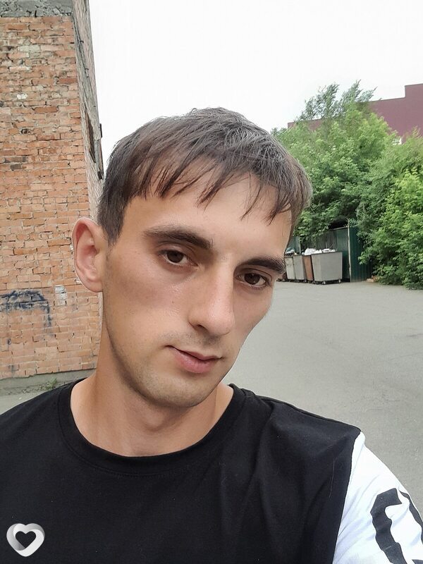 Женя, 26, Бийске — анкета №2393586
