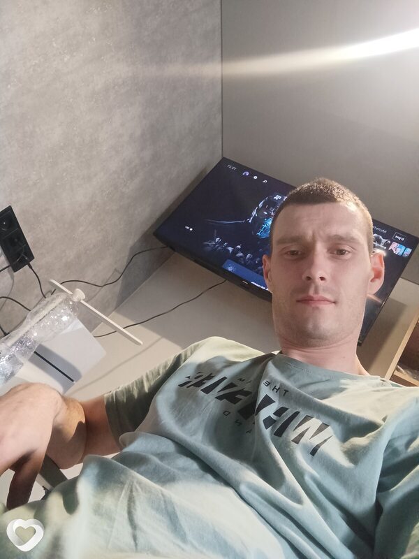 Дмитрий, 29, Харькове — анкета №2393941