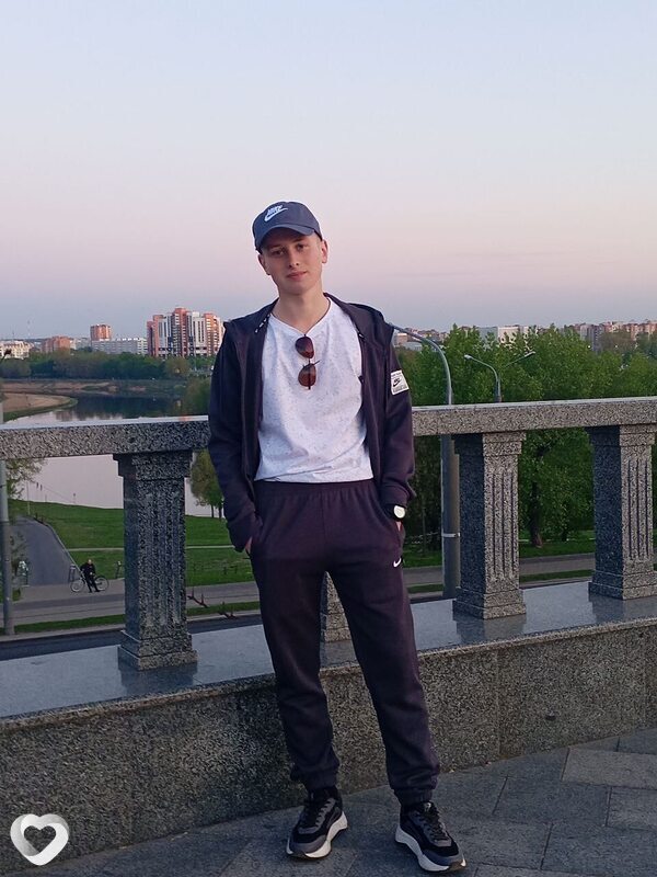Даниил, 21, Могилев — анкета №2394034