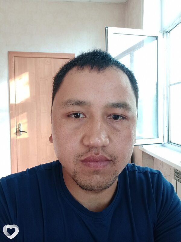 Ихтиёр, 29, Омске — анкета №2394052