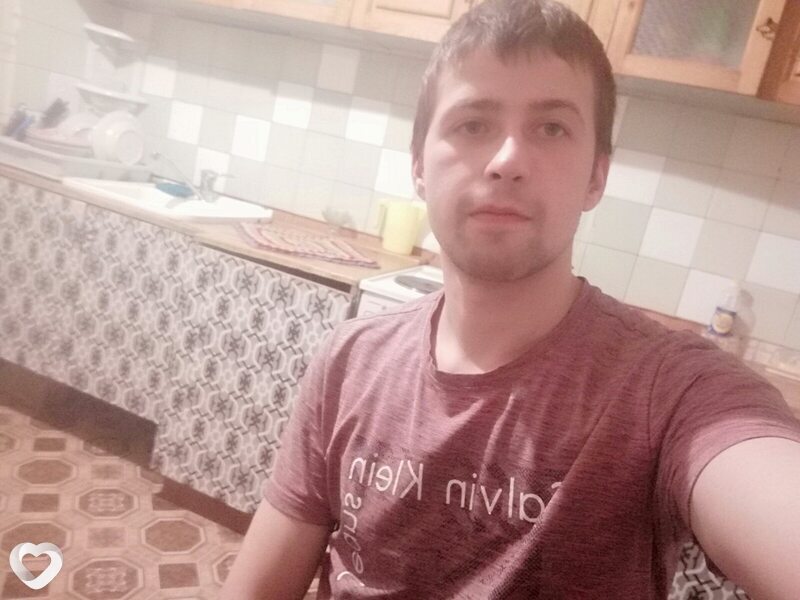 Евгений, 26, Братске — анкета №2394324