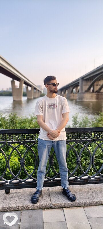 Мирзабек, 25, Новосибирске — анкета №2394380