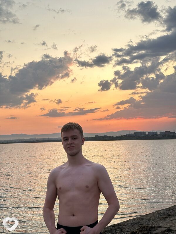 Максим, 23, Чите — анкета №2394785