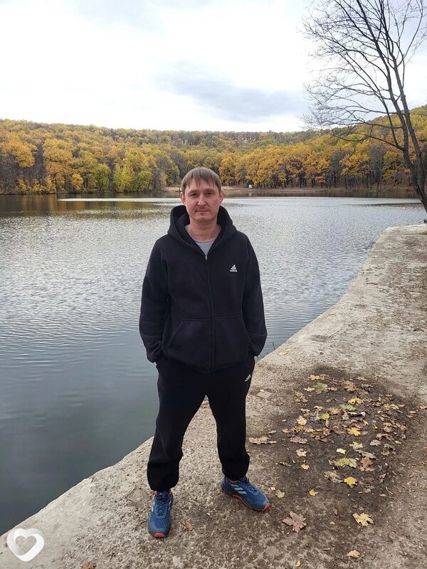 Роман, 41, Саратове — анкета №2394487