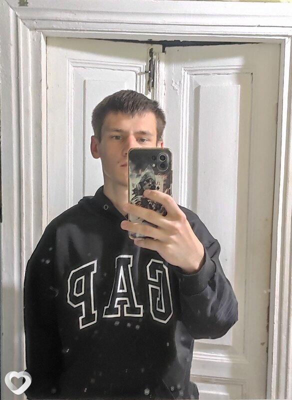 Кирилл, 20, Оренбурге — анкета №2394802