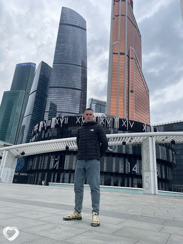 Александр, 21, Курске — анкета №2395448