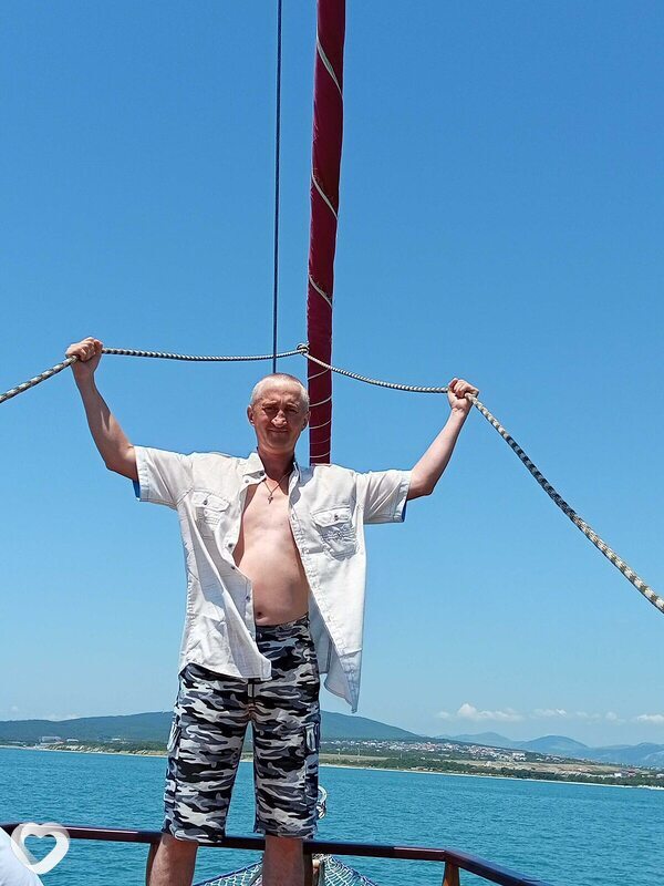 Юрий, 46, Геленджике — анкета №2395544