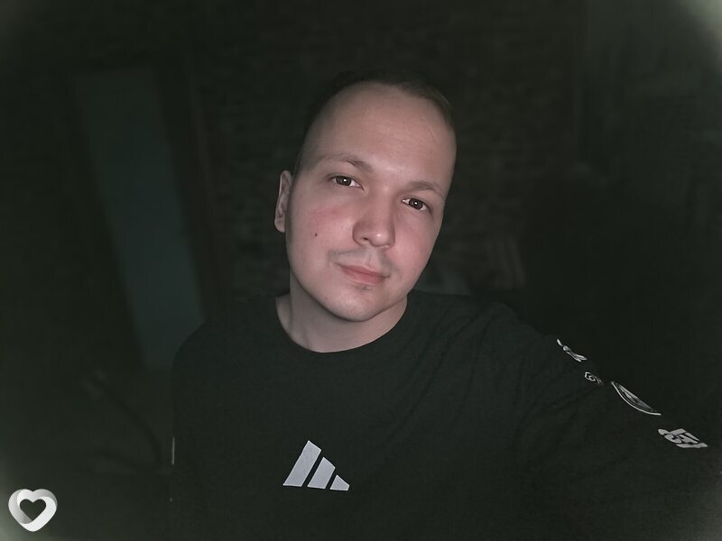 Даня, 24, Москве — анкета №2395559