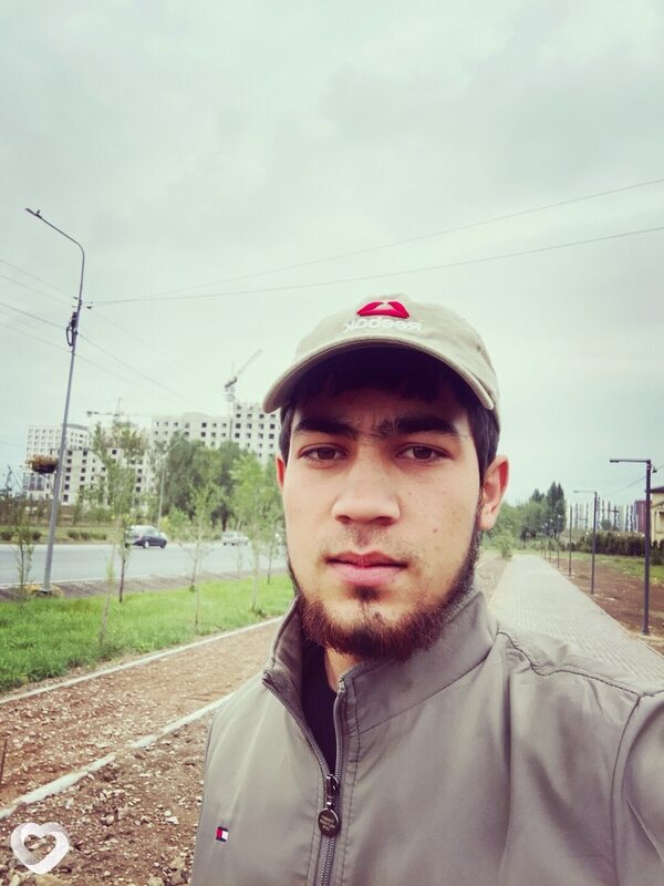 Денис, 22, Томске — анкета №2395639