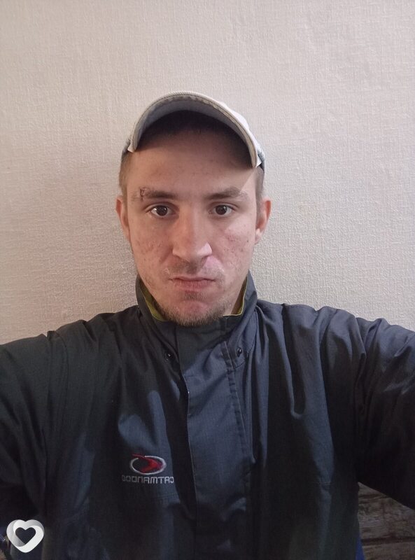 Олег, 26, Кандалакше — анкета №2395876