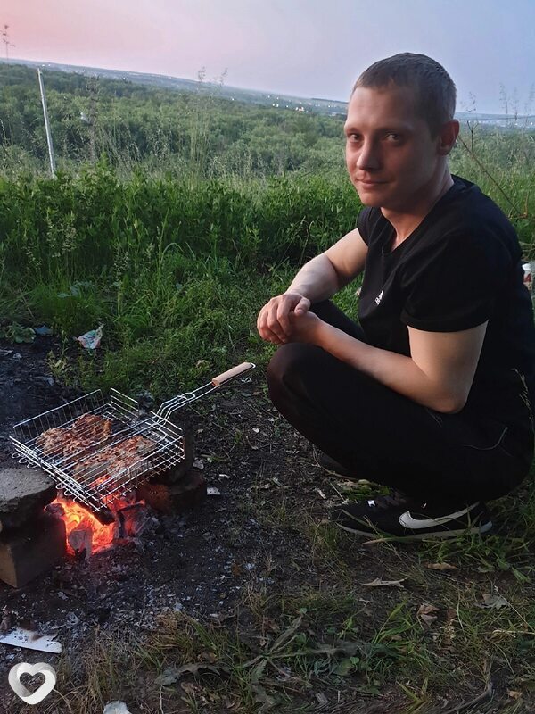 Сергей, 31, Курске — анкета №2396379