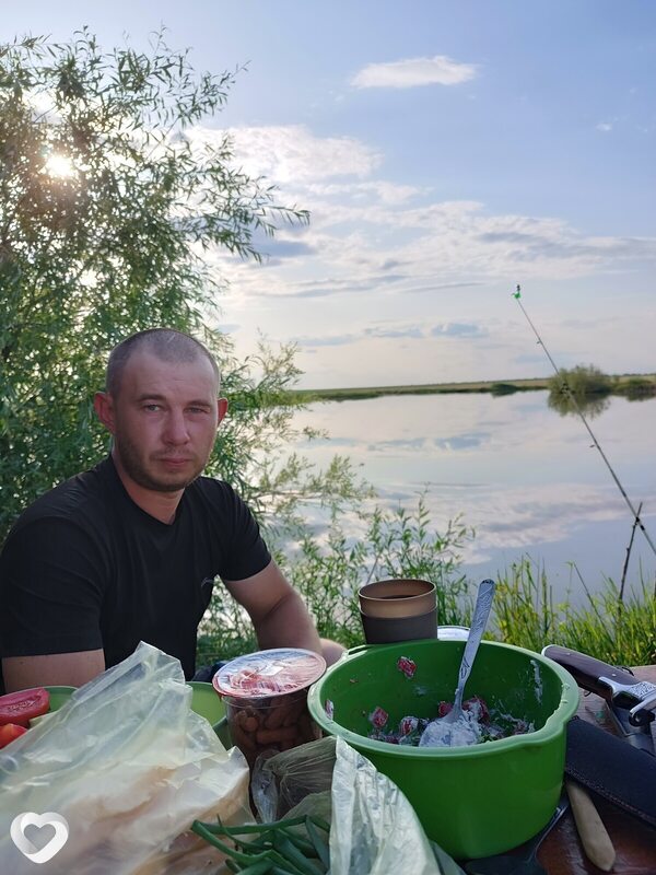 Виктор, 35, Энгельсе — анкета №2396556