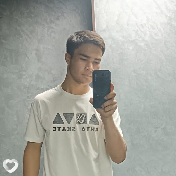 Дийорбек, 22, Москве — анкета №2397318