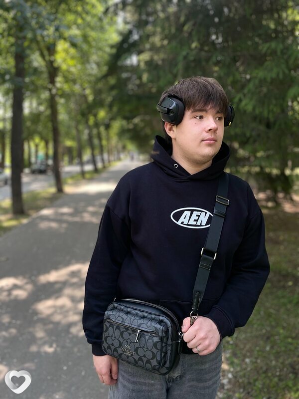 Евгений, 19, Новосибирске — анкета №2397425
