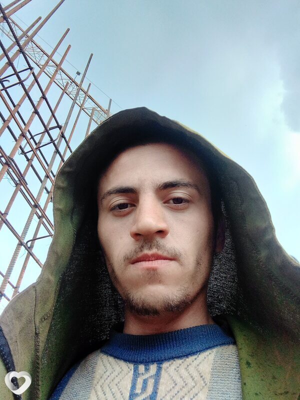 Akmal, Орёл