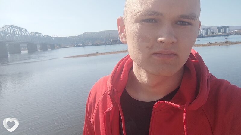 Эдуард, 22, Курске — анкета №2398443