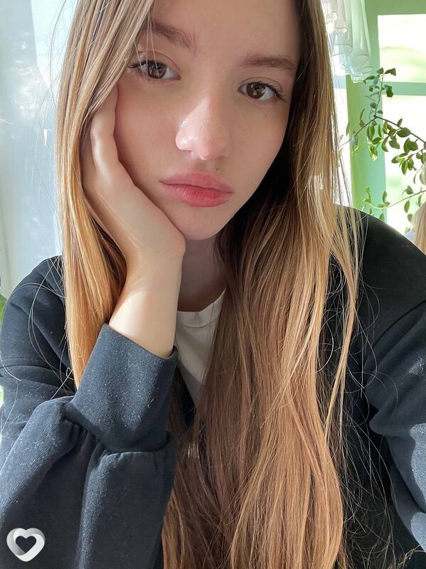 Алина, 22, Казани — анкета №2399819
