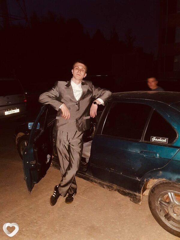 Пётр, 20, Москве — анкета №2399800