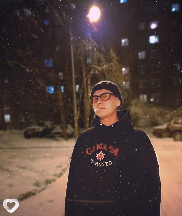 Максим, 23, Воронеже — анкета №2399726