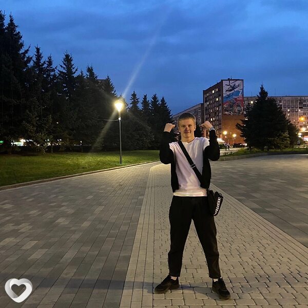Леонид, 20, Новокузнецке — анкета №2400103