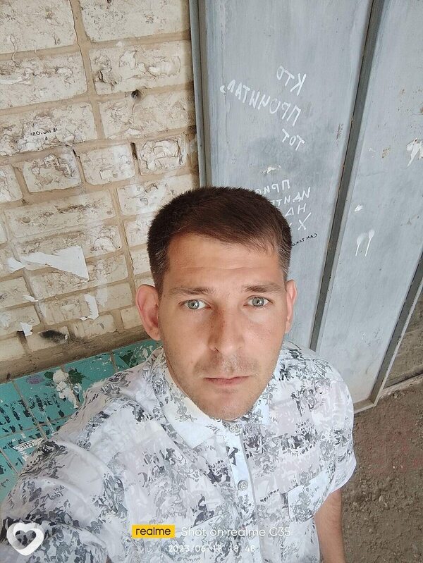 Антон, 32, Энгельсе — анкета №2400334