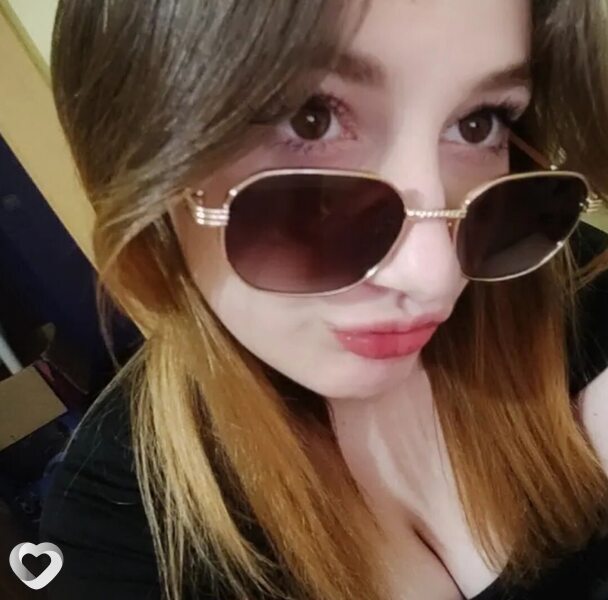 Екатерина, 19, Уссурийске — анкета №2400788