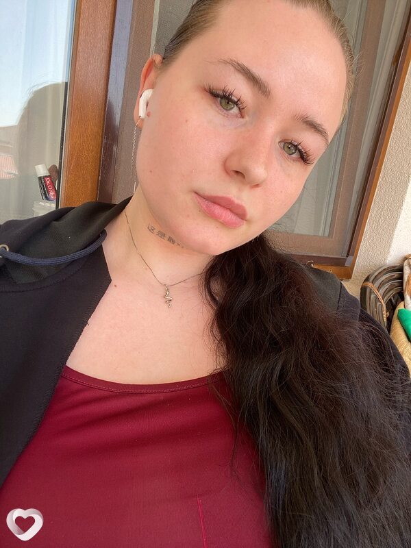 Елена, 23, Сочи — анкета №2402116