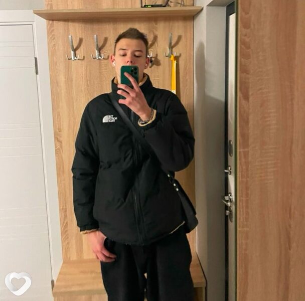 Евгений, 21, Краснодаре — анкета №2402350