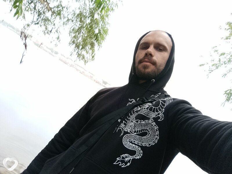 Александр, 31, Бердске — анкета №2402432