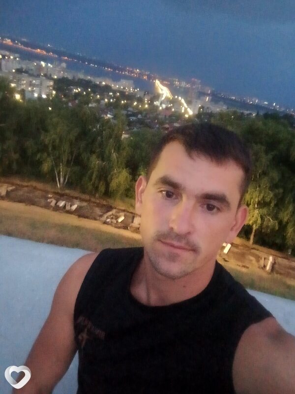 Рустям, 28, Энгельсе — анкета №2402544