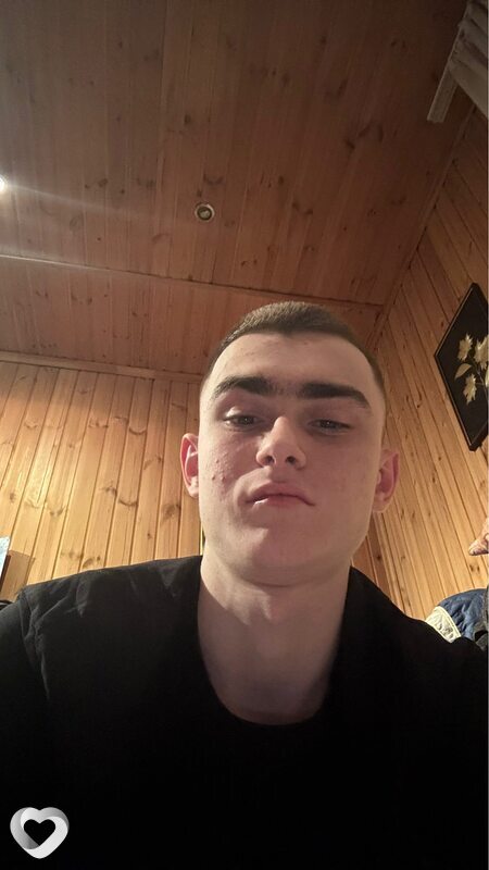 Илья, 21, Красногорске — анкета №2403087
