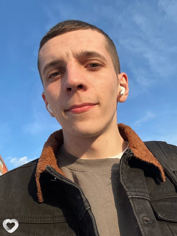 Роман, 22, Новосибирске — анкета №2403423