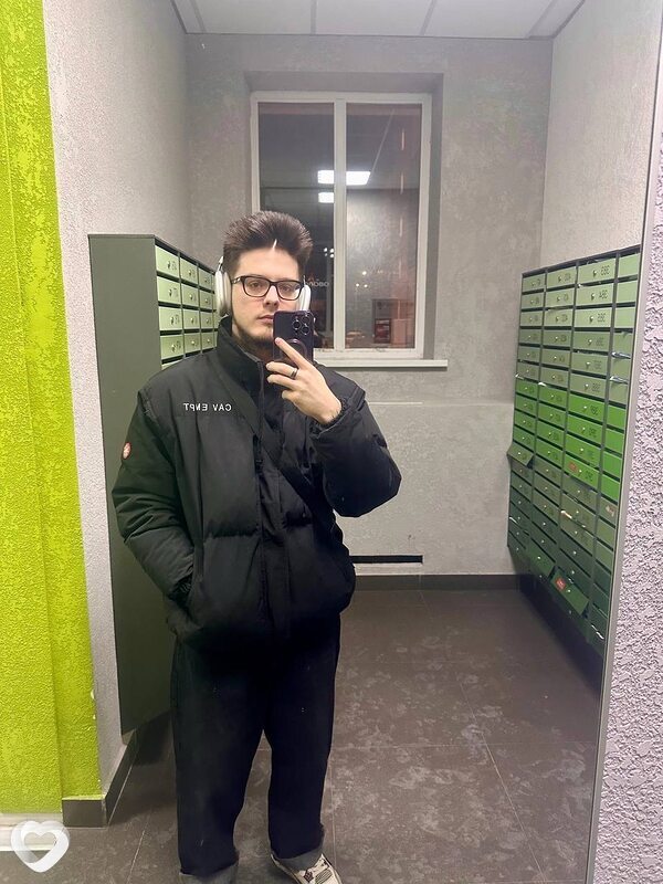 Artem, 21, Санкт-Петербурге — анкета №2403906