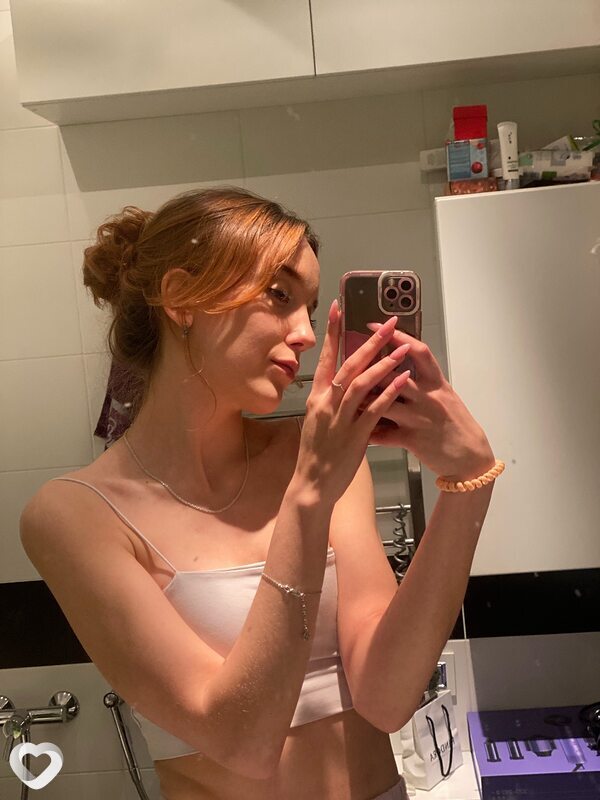 Алина, 20, Москве — анкета №2404374