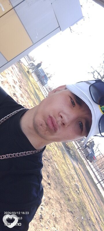 Дмитрий, 19, Донецке — анкета №2403951