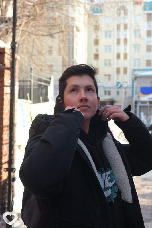 Дима, 21, Новосибирске — анкета №2404527