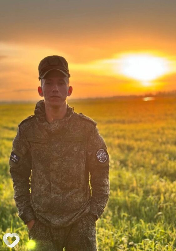 Матвей, 21, Якутске — анкета №2404671