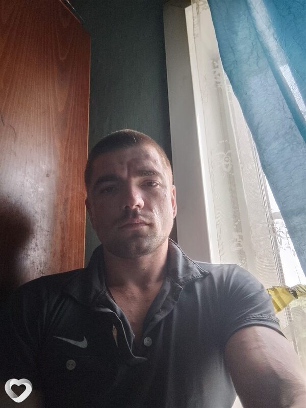 Юрий, 30, Бийске — анкета №2404896