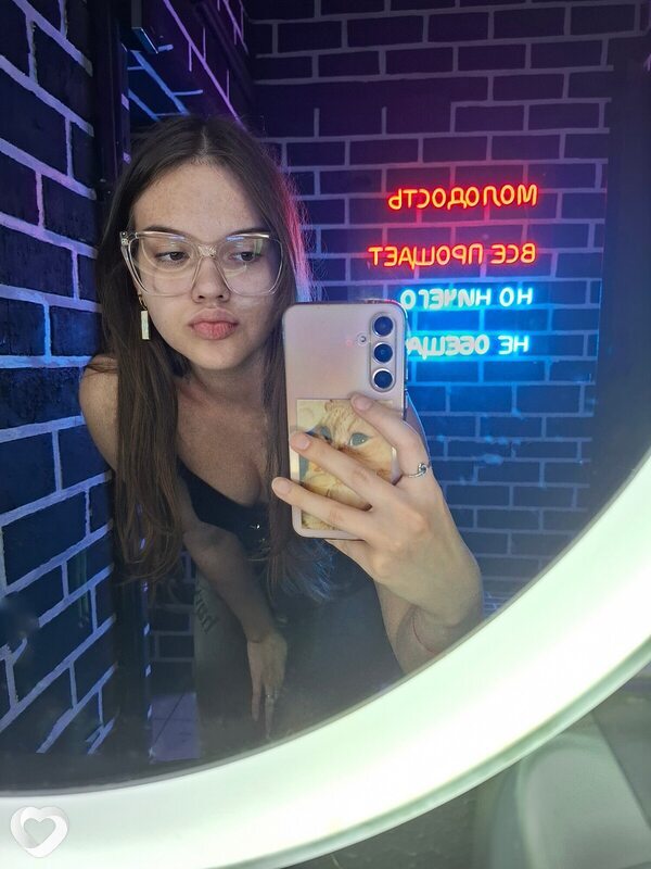 Анна, 19, Великом Новгороде — анкета №2404945