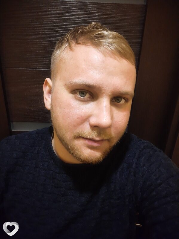 Артём, 28, Бийске — анкета №2405642