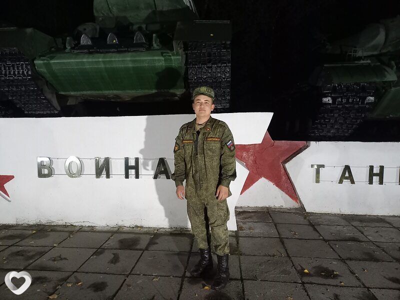 Хасан, 21, Саратове — анкета №2406100