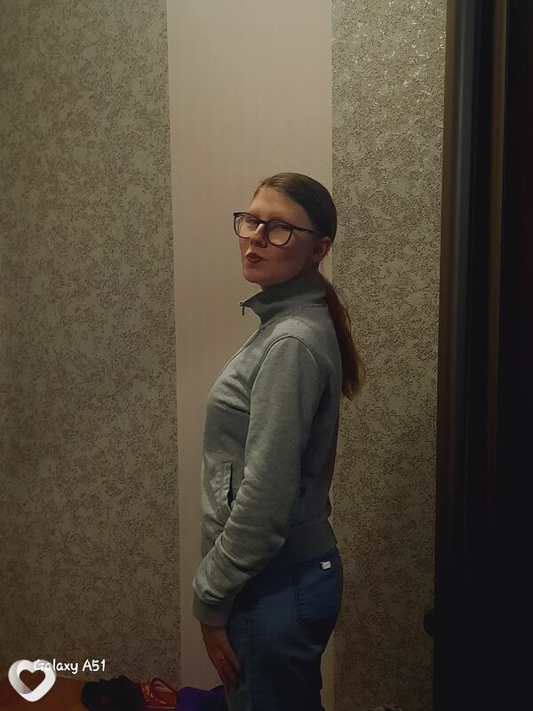Настя, 19, Гродно — анкета №2405815