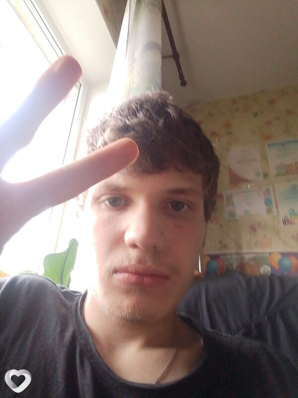 Алексей, 19, Тюмени — анкета №2406320