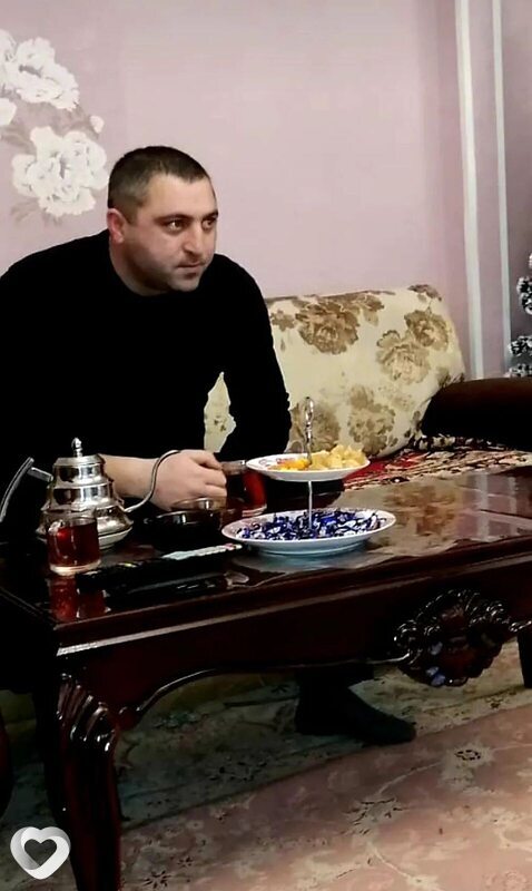 Джигит, Докучаевск