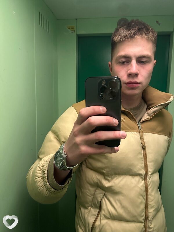 Максим, 22, Новосибирске — анкета №2407153