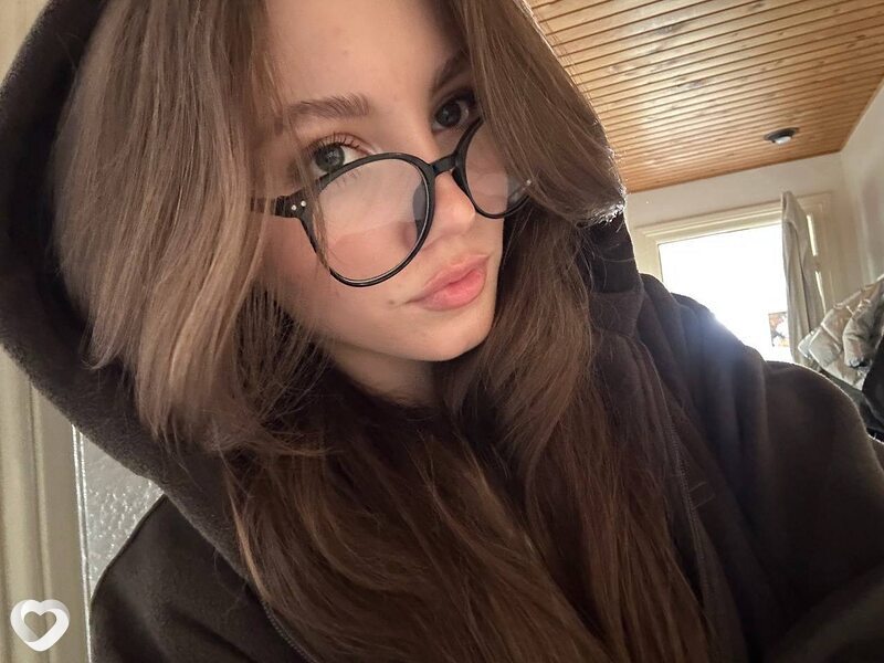 Настя, 22, Казани — анкета №2407431