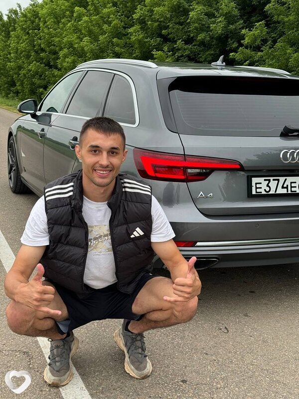 Валерий, 29, Барнауле — анкета №2407489